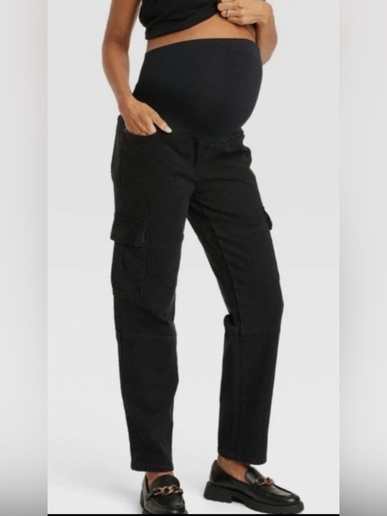 Isabel Maternity by Ingrid & Isabel Denim - Ingrid & Isabel Maternity Over The Belly 90’s Straight Cargo Jeans Size 6 NWOT